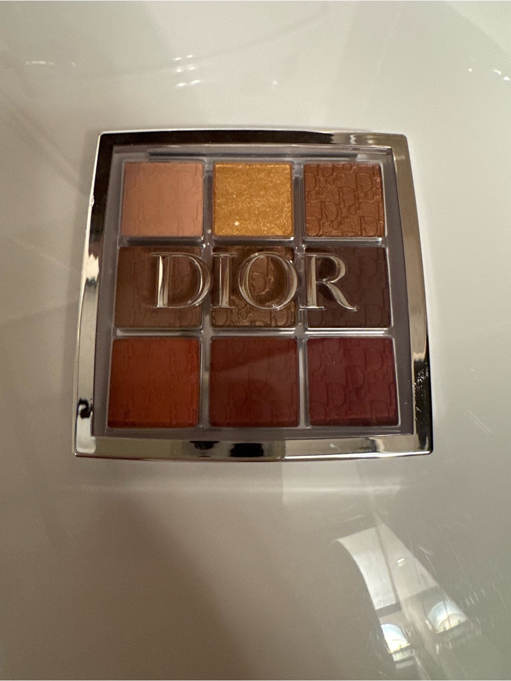 Dior 9-Color Eyeshadow Palette — Gold, Brown, Red Mix - 010 Copper Essentials